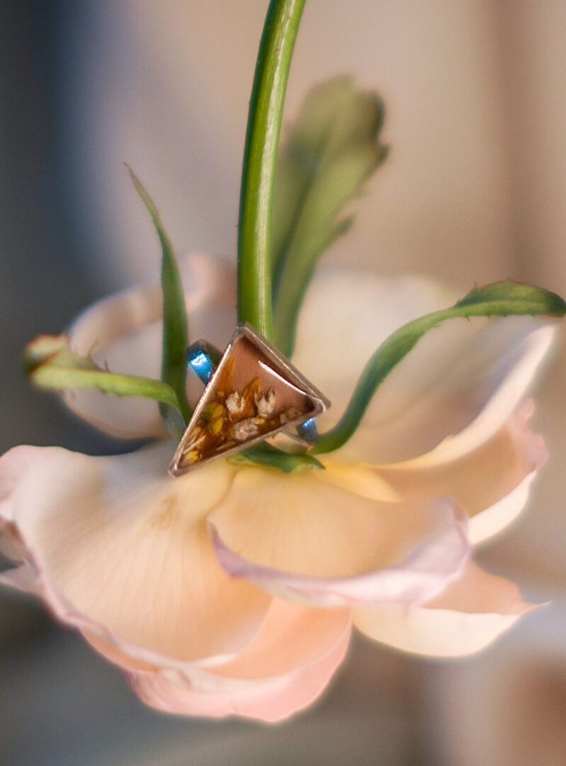 Anello Tela fiorita allium cuore | Fiorire Bottega Floreale